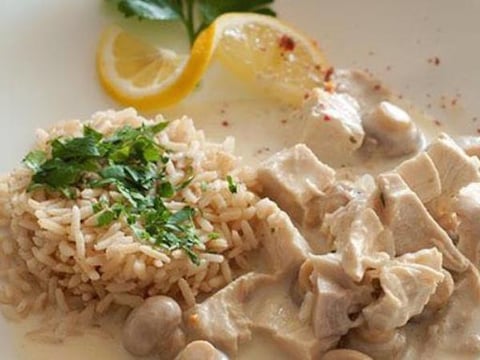 Riz au Poulet avec Sauce aux Champignons