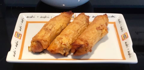 Rouleaux du Printemps Frits et Légumes Sautés