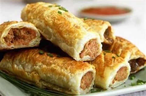 Roulés de Pâte Feuilletée Farcis à la Viande Hachée, Australie