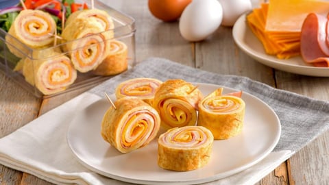 Roulés D’omelettes au Jambon et au Fromage