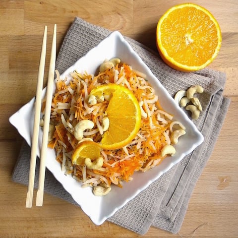 Salade Crue Carottes Céleri Orange et Noix de Cajou