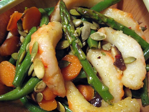 Salade D'asperges Vertes et de Crevettes à la Sauce de Soja