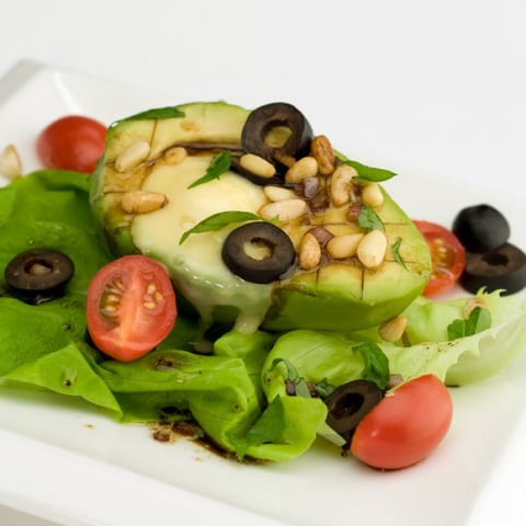 SALADE D’AVOCATS AU FROMAGE LE DOUBLE JOIE