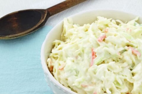 Salade de Chou Crémeuse (style St-Hubert)