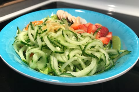 Salade de Concombres Spirales Ensoleillé