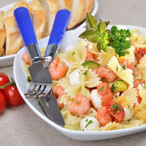 Salade de Farfalles aux Crevettes Roses