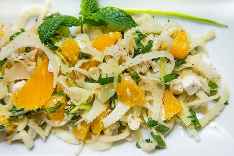 SALADE DE FENOUIL À L'ORANGE ET AU FROMAGE FETA