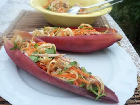 Salade de Fleur de Bananier au Poulet