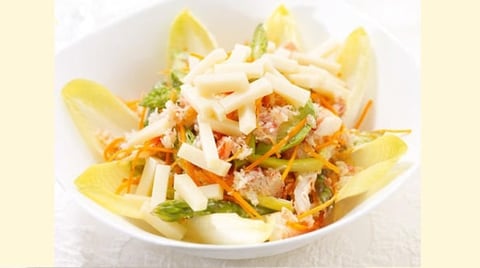 Salade de Fruits de Mer et Asperges au Fromage Suisse