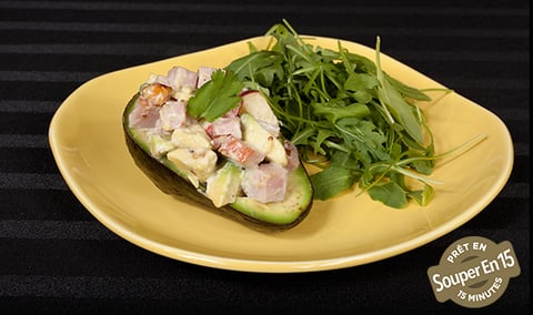 Salade de Jambon en Coupes L’avocat avec Vinaigrette Crémeuse à la Moutarde