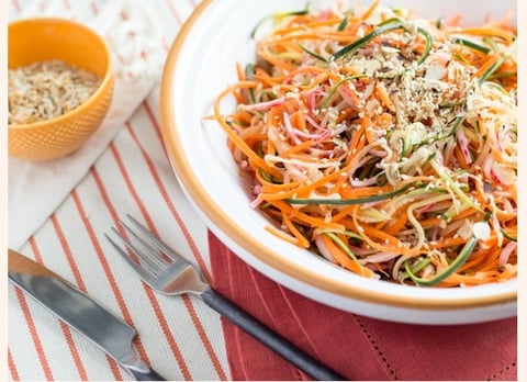 Salade de Légumes Frais en Spirales