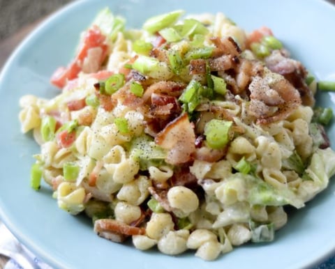 Salade de pâtes BLT