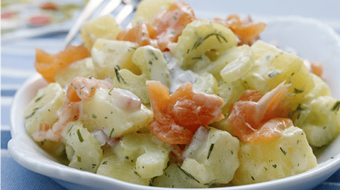 Salade de Pommes de Terre au Saumon Fumé au Céleri et aux Fines Herbes