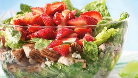 Salade de Poulet Estivale en Couches