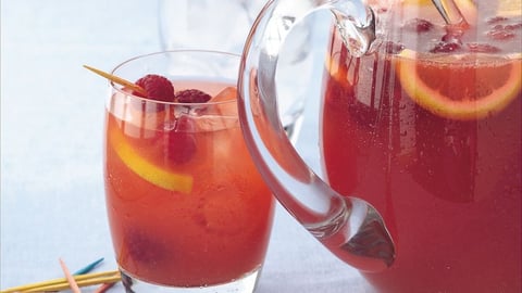 Sangria aux Framboises et aux Abricots