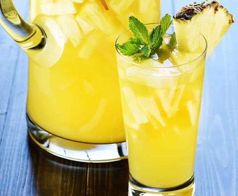 Sangria Pétillante à L’ananas