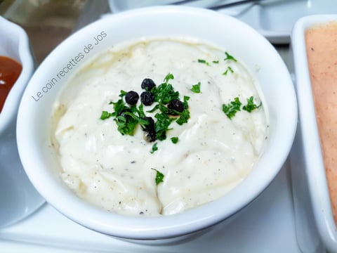 SAUCE AIL ET POIVRE (pour fondue et raclette)
