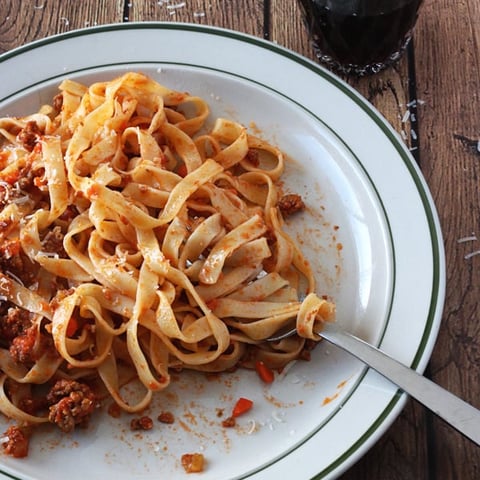 Sauce Bolognaise (qui a remporté le titre de « meilleure au monde »)