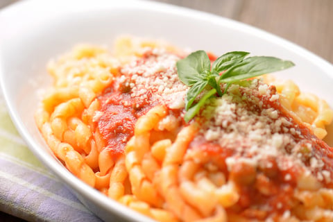 SAUCE BOLOGNAISE VÉGÉTARIENNE AUX CHAMPIGNONS