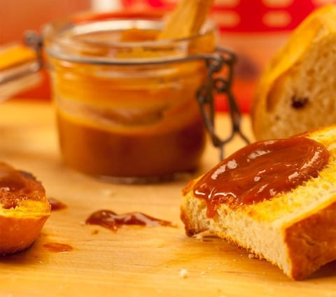 SAUCE CARAMEL AU CAMEMBERT D’ICI