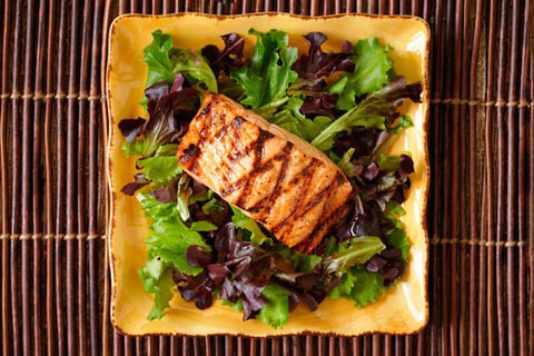 SAUMON À L'ÉRABLE SUR BBQ