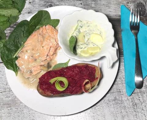 Saumon Crème de Champignons et Purée de Betterave et Carotte