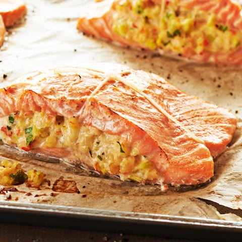 Saumon Farci aux Crevettes et aux Poireaux
