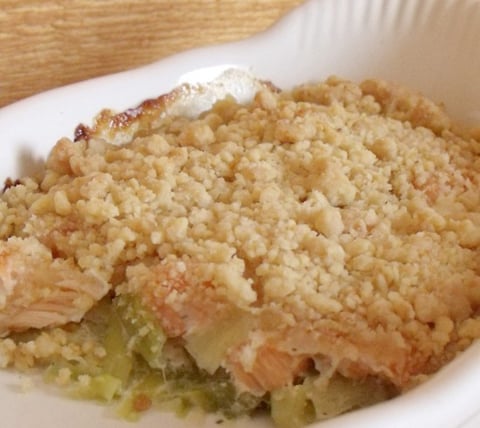 Saumon mi-cuit en Crumble et sa Crème de Pois à la Menthe
