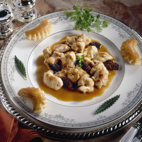 Sauté de Veau aux Champignons Frais et Vin Blanc