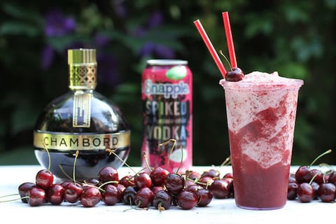 Slochetail Thé Aromatisé à la Vodka Framboises et Cerises