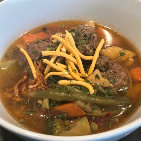 Soupe Asiatique Légumes et Boulettes de Viande