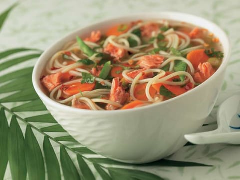Soupe au Saumon à L'orientale