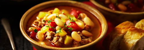 Soupe aux Haricots Blancs avec Saucisse Italienne