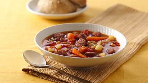 Soupe aux Légumes et à la Saucisse Bratwurst