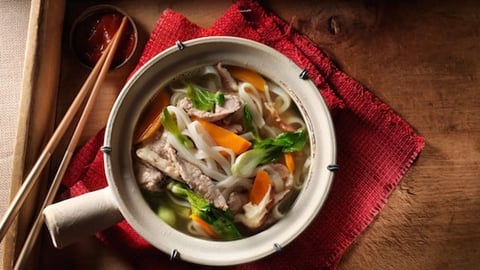 SOUPE AUX NOUILLES CHINOISES DE LONGÉVITÉ