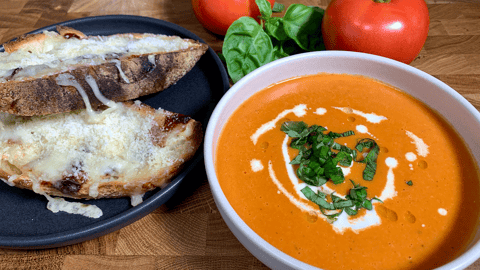 Soupe aux Tomates et Tartines Gratinées