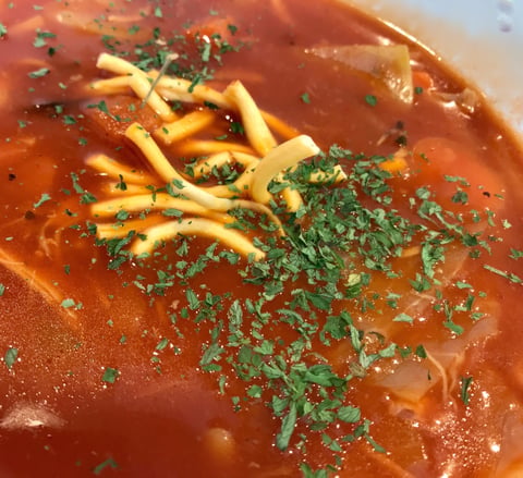 Soupe aux Tomates et Choux