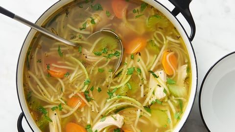 Soupe de Zoodles au Poulet