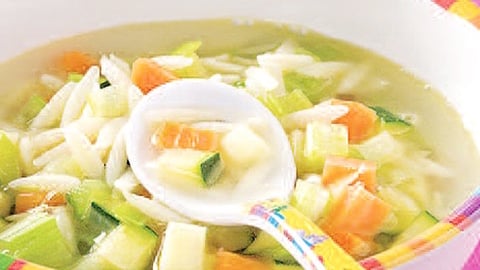 Soupe Orzo et Courgettes