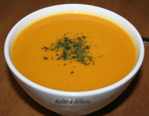 SOUPE PATATE DOUCE, POTIRON, CAROTTE ET CURRY
