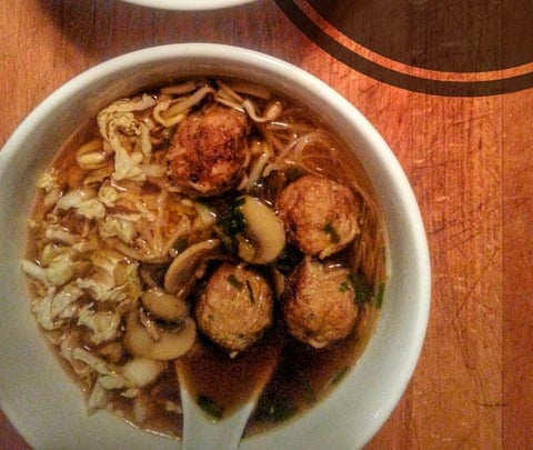Soupe-repas aux 5 Épices Chinoises