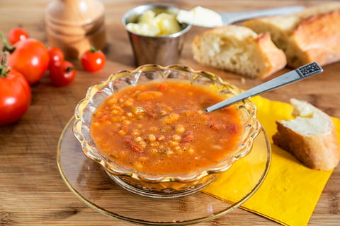 Soupe-Repas Tomates Orge et Haricots Blancs
