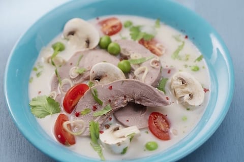 Soupe Thaï au Lait de Coco et Langues D'agneau