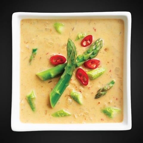 Soupe Thaïe Épicée aux Asperges