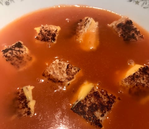 Soupe Tomates Grilled Cheese
