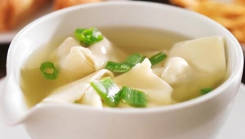 SOUPE WON-TON À L’ACADIENNE