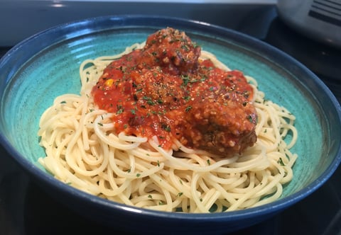 Spaghetti Sauce Tomates et Boulettes Épicées