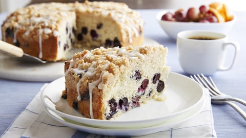 Succulent Gâteau au Café Citron et Bleuets