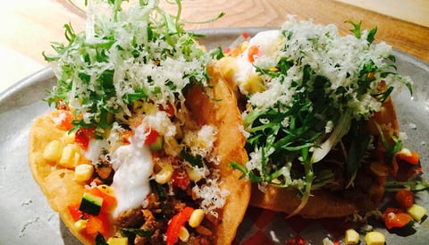 Tacos de Boeuf et Salsa de Maïs au Parmesan