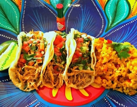 Tacos de Poulet et Riz Mexicain